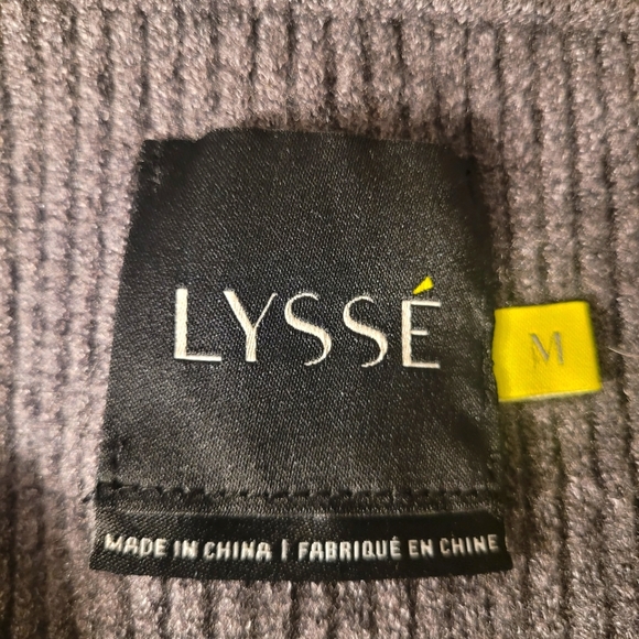 Lysse Sweater Super Soft Open Shoulder Sweater V-neck Medium Excellent ✔️ - Picture 5 of 7